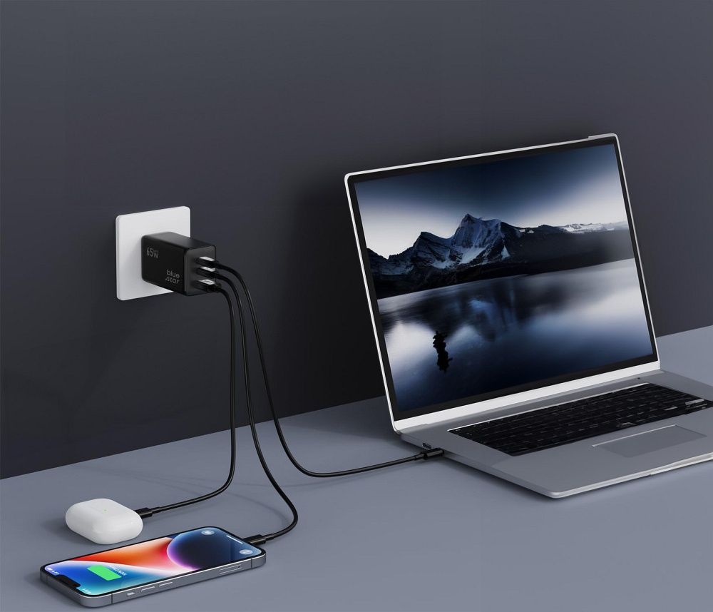BLUE STAR travel charger GaN 4A 65W 2 x Type C + USB A PD QC4.0 VT-43 black