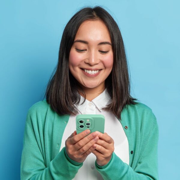 ROAR case LUNA for IPHONE 14 Green