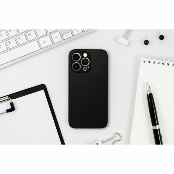 ROAR case MATTE GLASS for IPHONE 14 Plus black