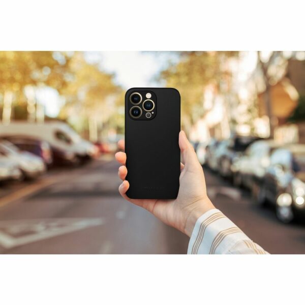 ROAR case MATTE GLASS for IPHONE 14 Plus black