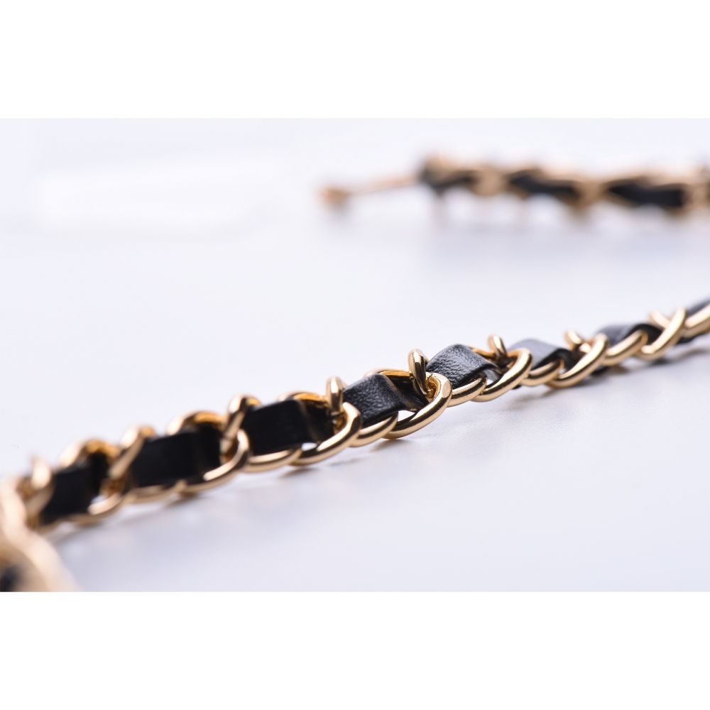 STRAP pendant for the phone / cord length 116cm (58cm in the loop) / on neck - black