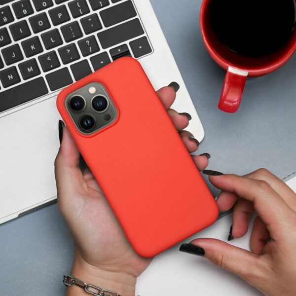 SILICONE case for IPHONE 15 Pro peach