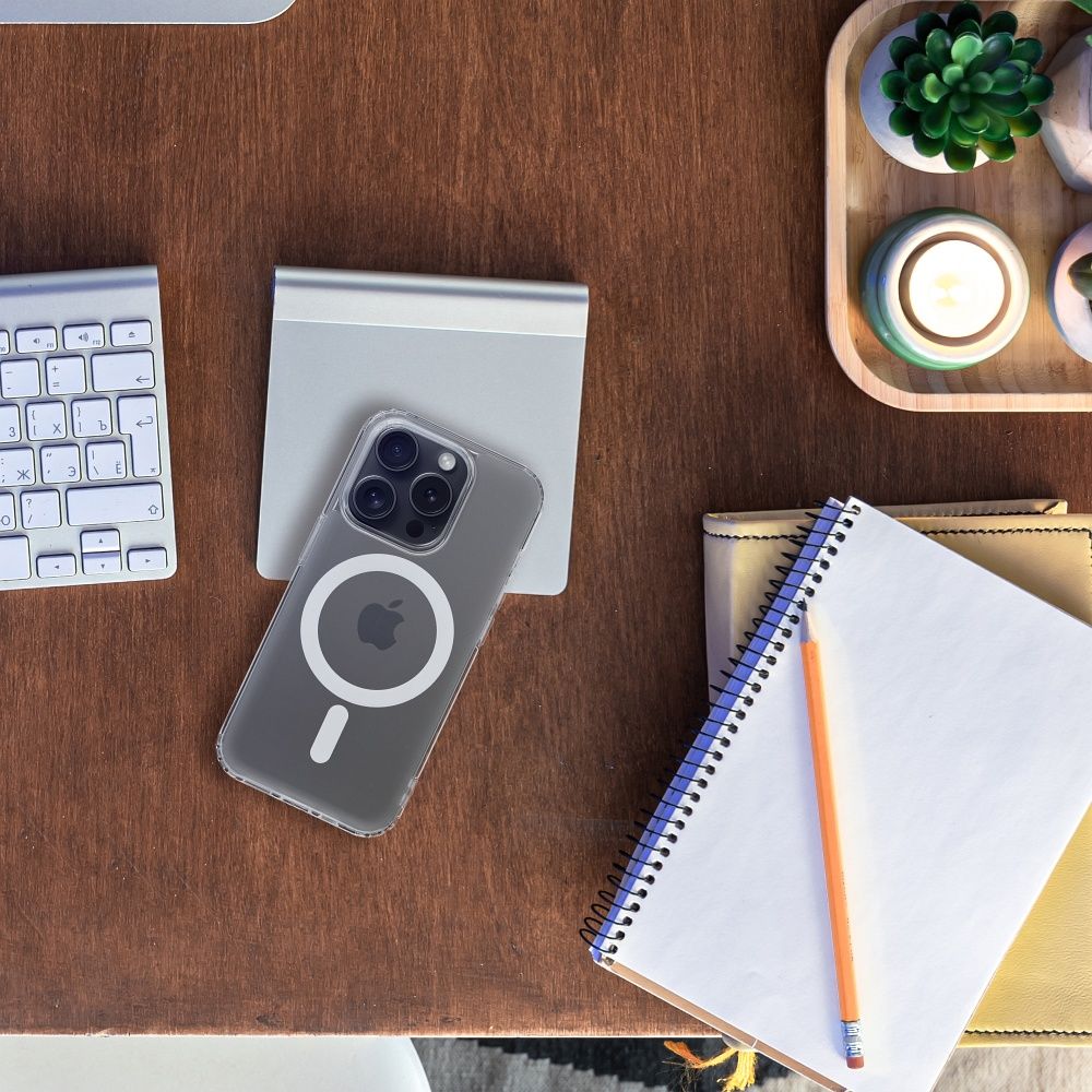 FROST MAG COVER case compatible with MagSafe for IPHONE 13 Pro transparent