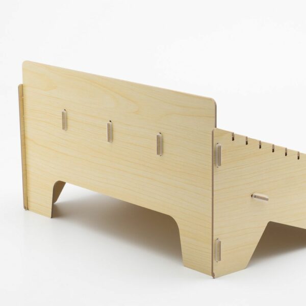 Wooden Storage for 48 Smartphones