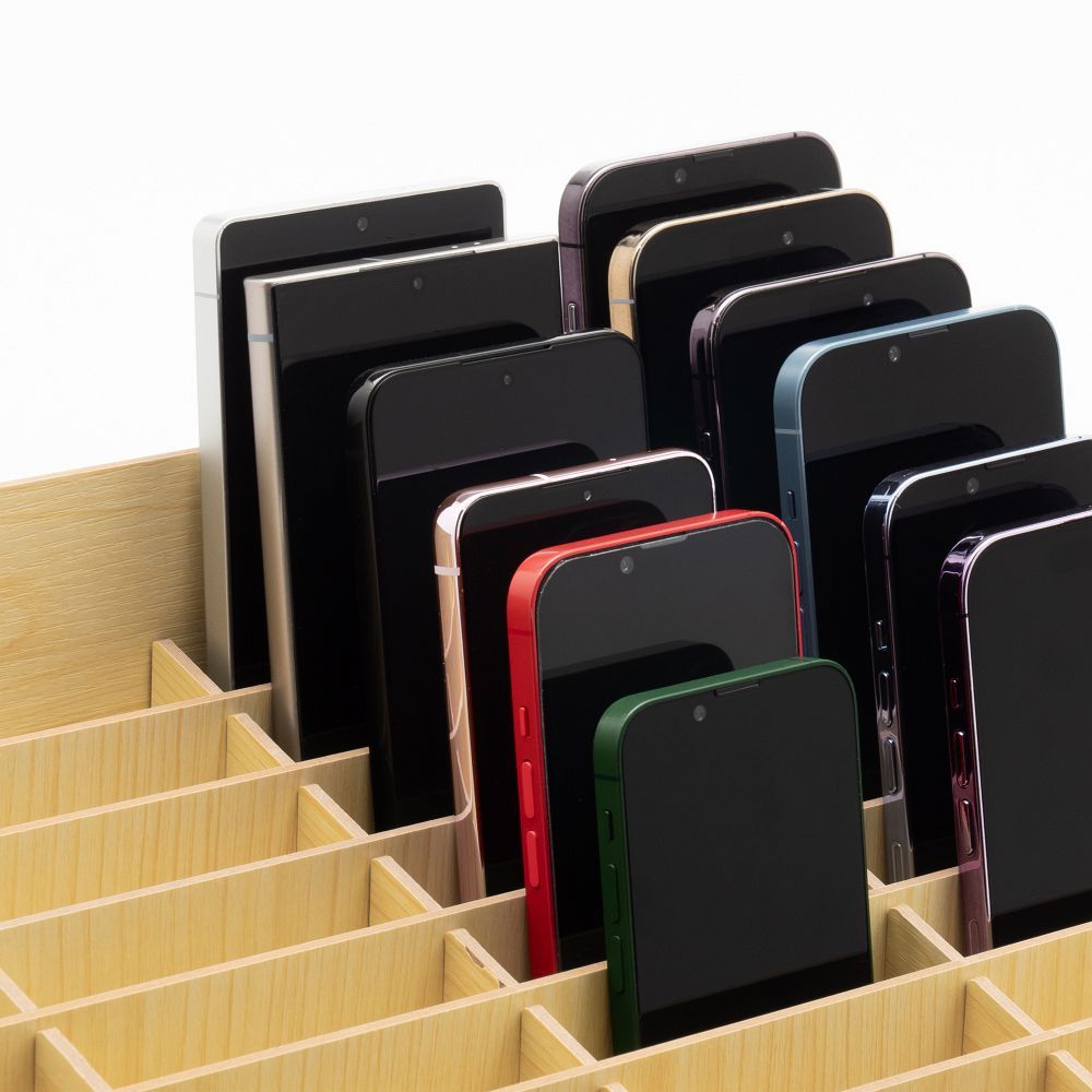 c71e3f2026d864fac7a1bc66ed9df457 Wooden Storage for 48 Smartphones