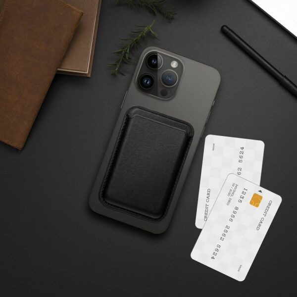 LEATHER MAG WALLET compatible with MagSafe black