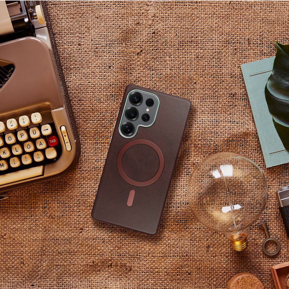 GENTLEMAN MAG COVER Case compatible with MagSafe for SAMSUNG S25 brown