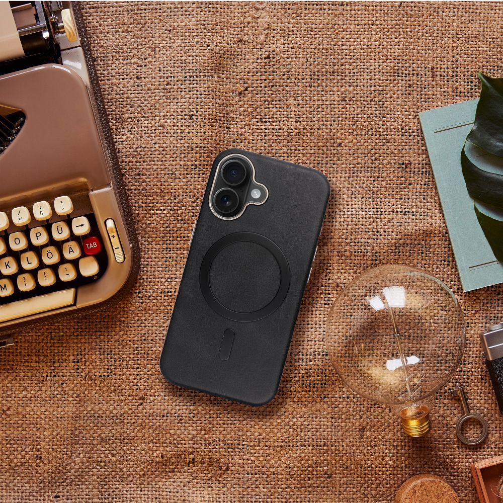 GENTLEMAN MAG COVER Case compatible with MagSafe for IPHONE 15 PRO black