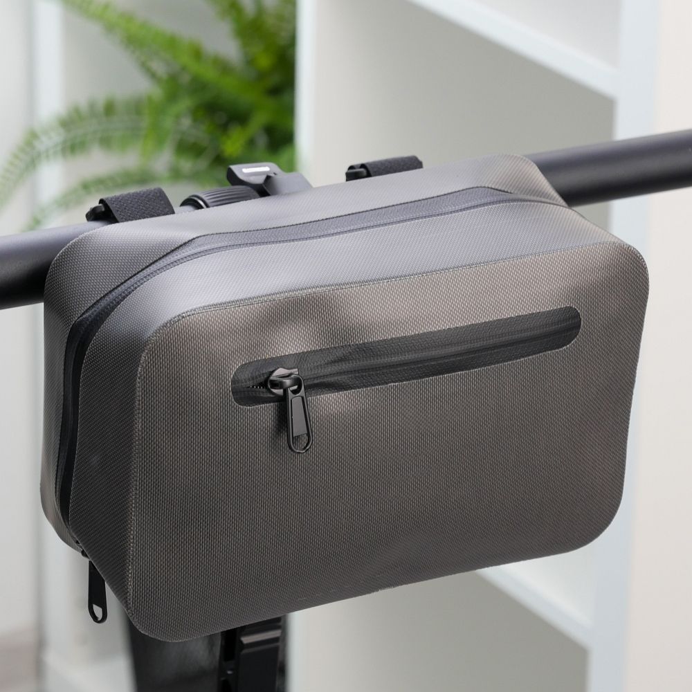 7cba8194996c05a32d4f884b64fe54da Handlebar bag for bike / scooter waterproof with zipper FSBFB-674 blue