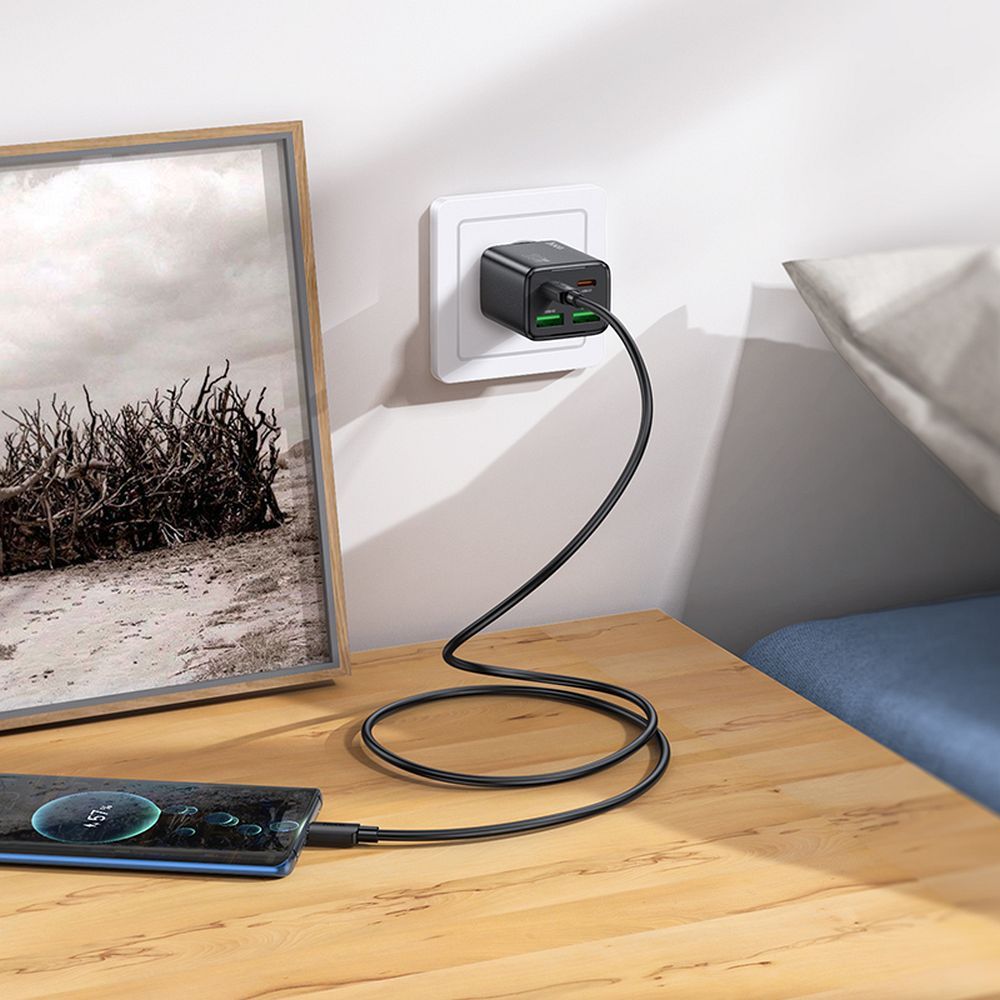 HOCO charger 2 x Type C + 2 x USB A PD QC3.0 3A 20W N55 black