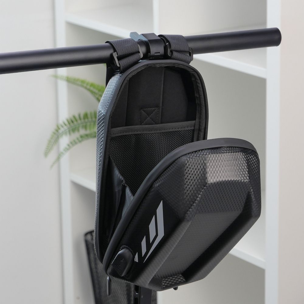 eb4d63eac10c90f9f449c0dc6bd75ed3 Handlebar bag for bike / scooter waterproof with zipper FSBFB-453-1 black