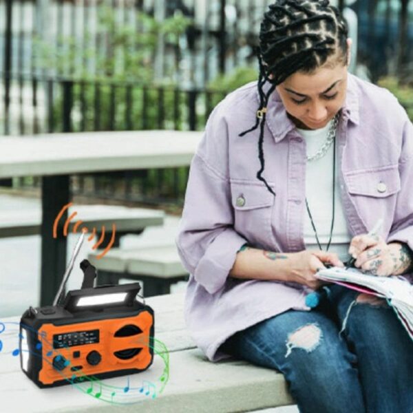 PRISTAR radio FM with flashlight 4000 mAh YX328 orange