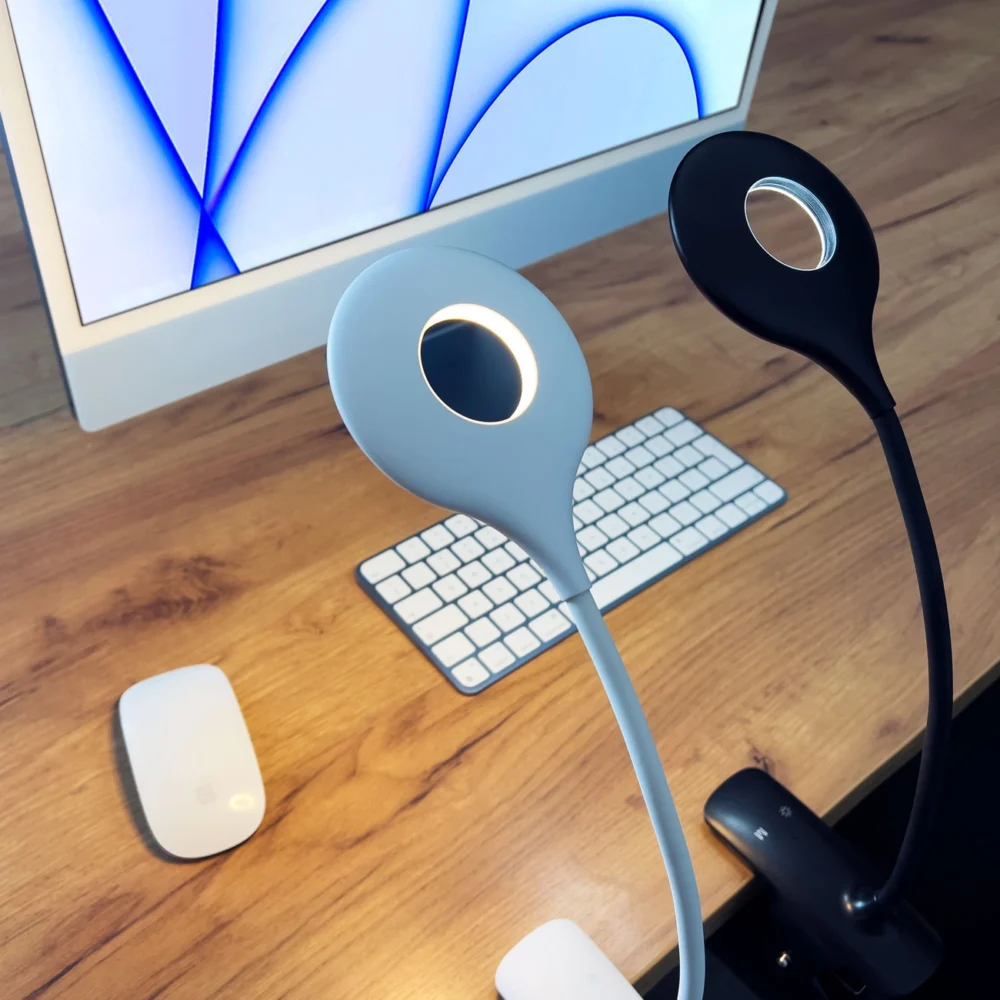 [RETURNED ITEM] Wireless LED reading lamp with clip + black micro USB cableeng
