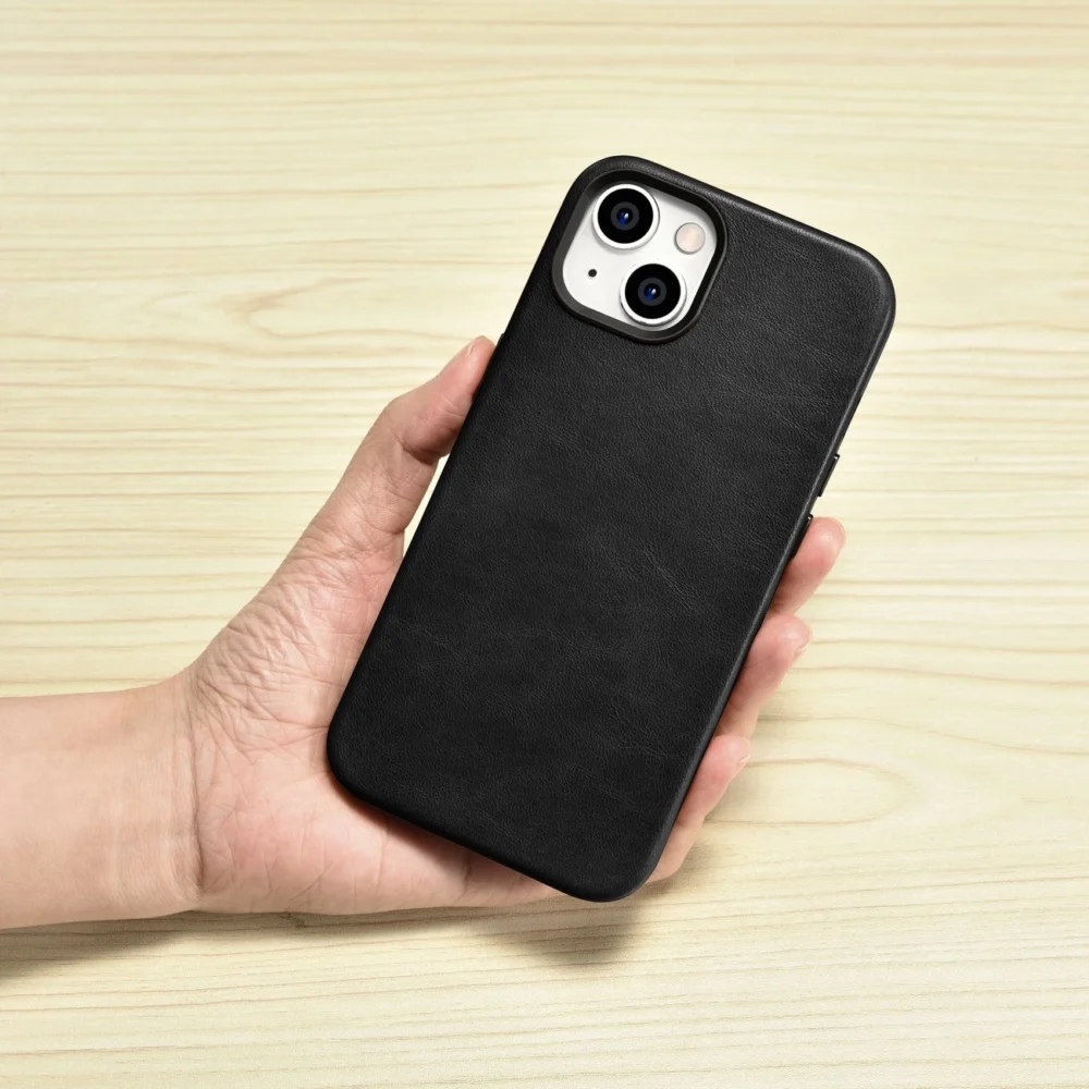 iCarer Oil Wax Premium Leather Case iPhone 14 Magnetic Leather Case with MagSafe Black (WMI14220701-BK)eng