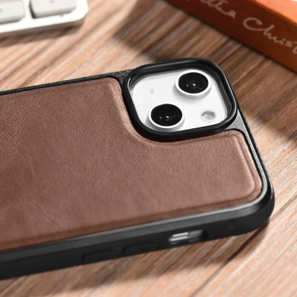 iCarer Leather Oil Wax Genuine Leather Case for iPhone 14 Plus (MagSafe Compatible) Brown (WMI14220719-BN)eng