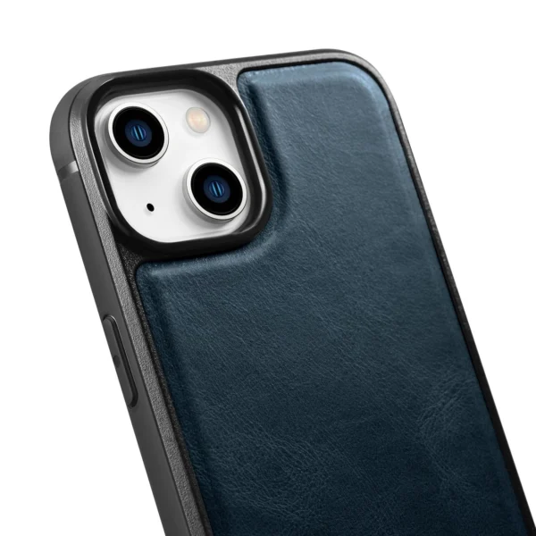 iCarer Leather Oil Wax case covered with natural leather for iPhone 14 Plus blue (WMI14220719-BU)eng