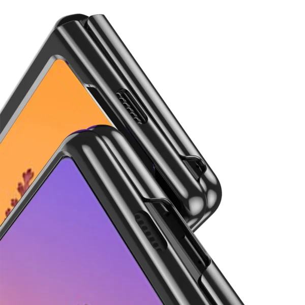 Plating Case for Samsung Galaxy Z Fold 4 cover with a metallic frame blackeng