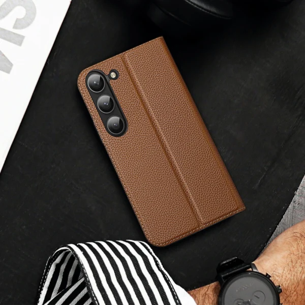 Dux Ducis Skin X2 case Samsung Galaxy S23+ flip case wallet stand browneng