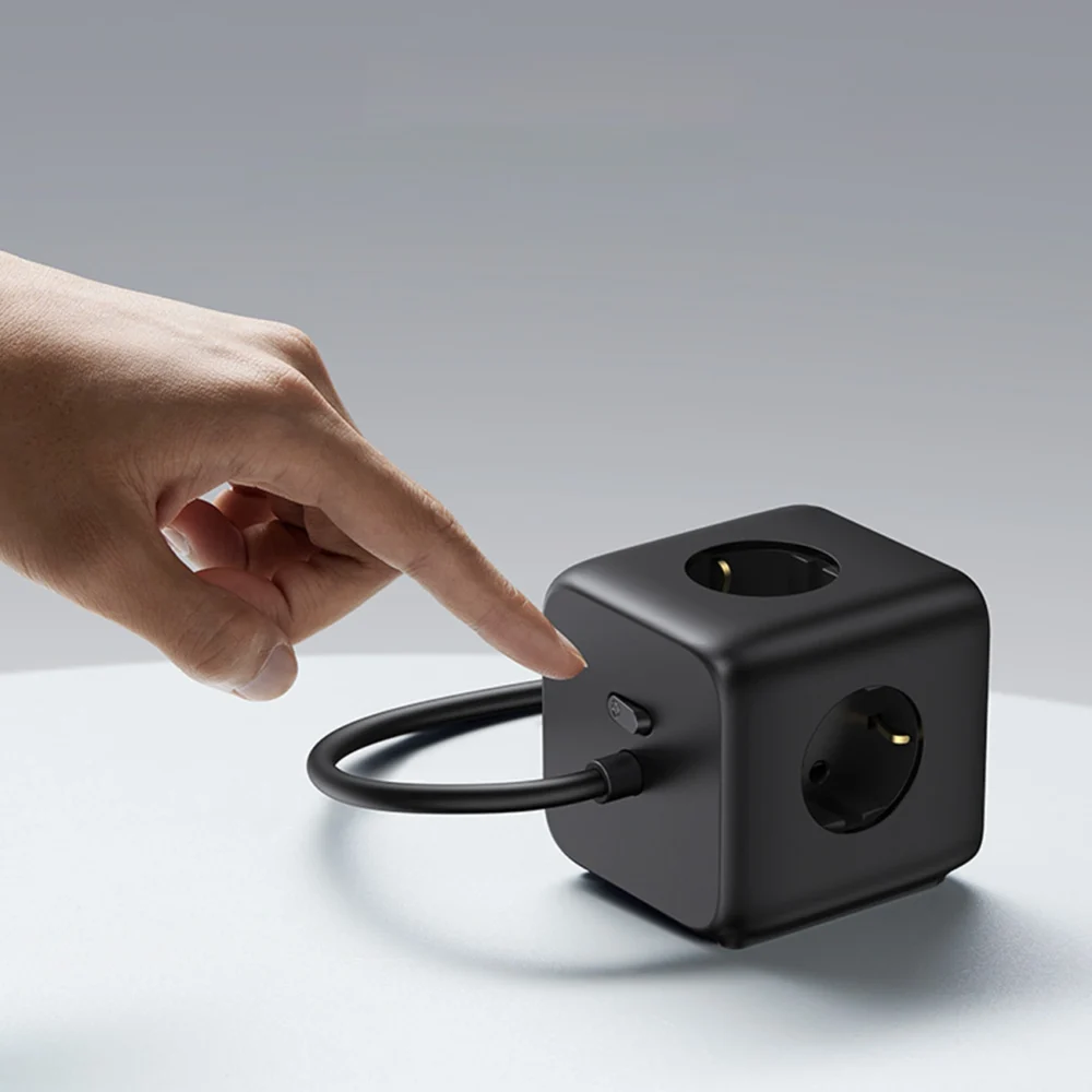 Ugreen cube power strip 65W USB / USB C + 3x AC socket black (CD268)eng