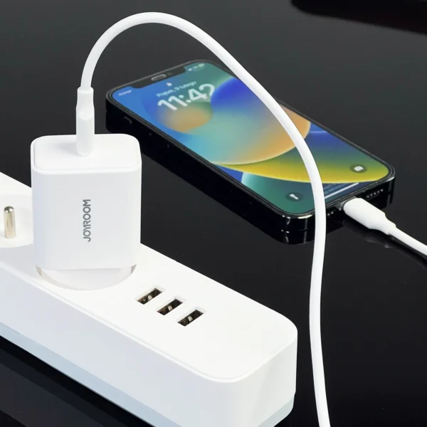 20W USB C PD Charger with USB C Cable - Lightning Joyroom JR-TCF06eng