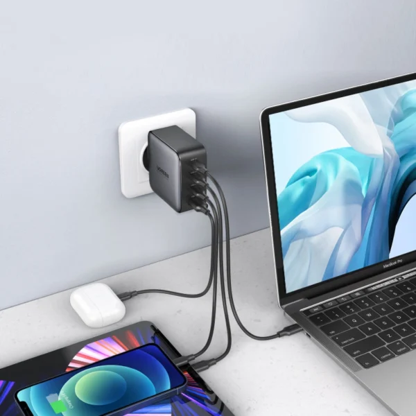 Ugreen GaN fast charger 3x USB Type C / USB Power Delivery 3.0 QuickCharge 4+ FCP SCP AFC 100W EU black (CD226 40747)eng