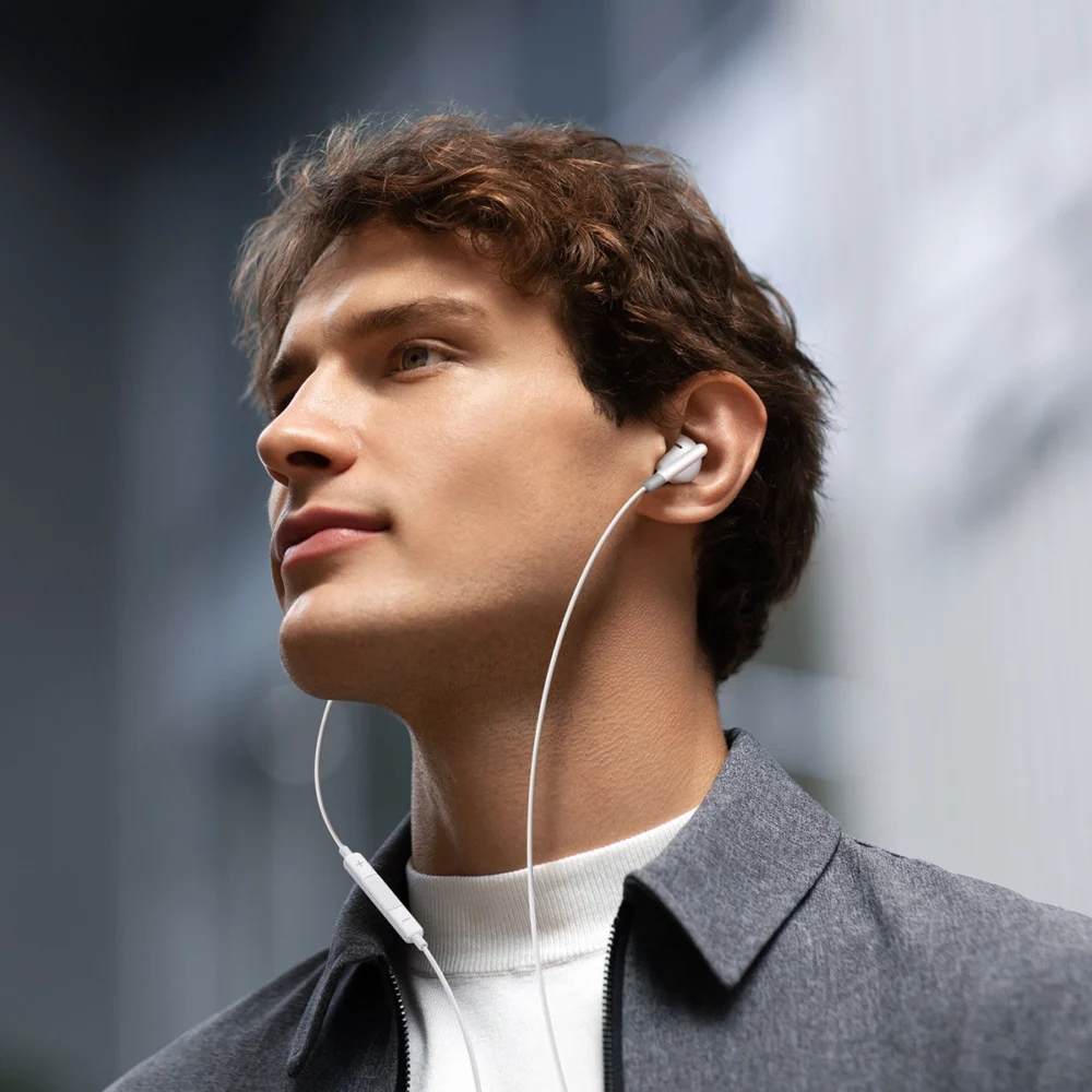 Joyroom JR-EW01 in-ear wired mini jack headphones with remote control - whiteeng