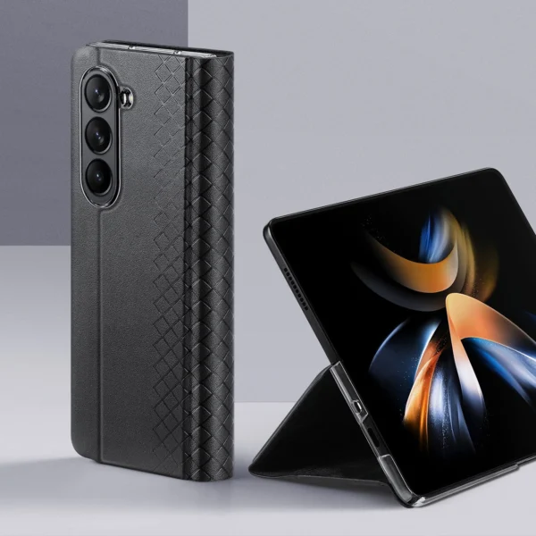 Leather Flip and Wallet Case for Samsung Galaxy Z Fold5 5G Dux Ducis Bril - Blackeng