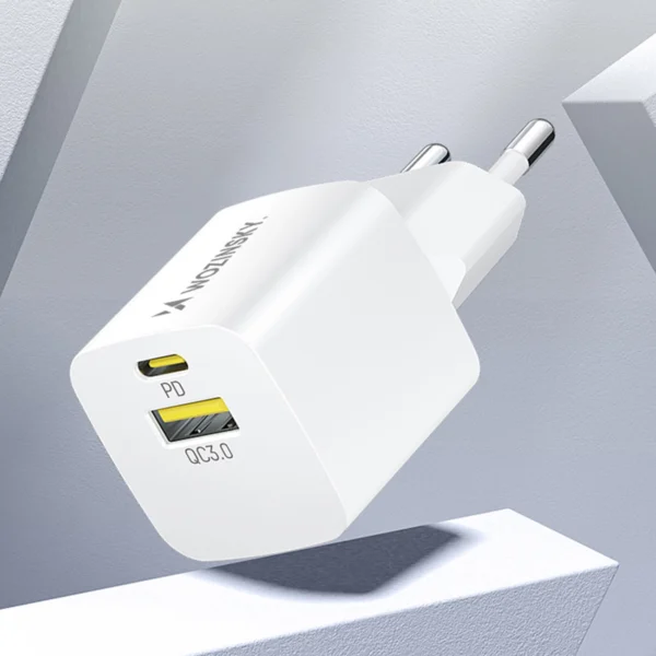 Wozinsky WWCEAC GaN USB-A USB-C 33W wall charger - whiteeng