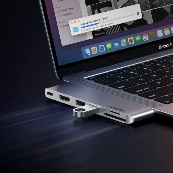 HUB Ugreen CM380 2xUSB C - HDMI/2xUSB 3.0/SD TF/USB C PD - grayeng