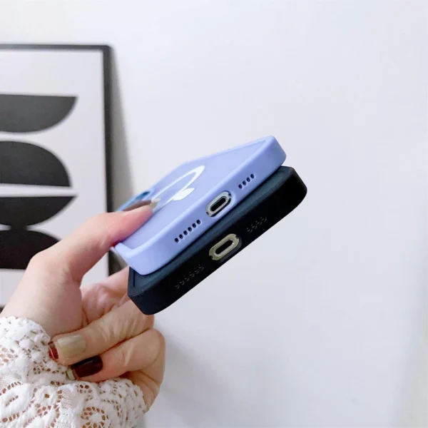 Magnetic Color Matte Case for iPhone 15 Plus - Burgundyeng