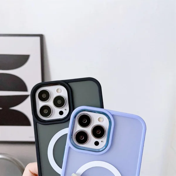 Magnetic Color Matte Case for iPhone 15 - blackeng