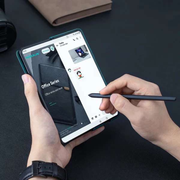 Nillkin Qin Leather Pro Leather Case with Camera Protector for Samsung Galaxy Z Fold 5 - Blackeng
