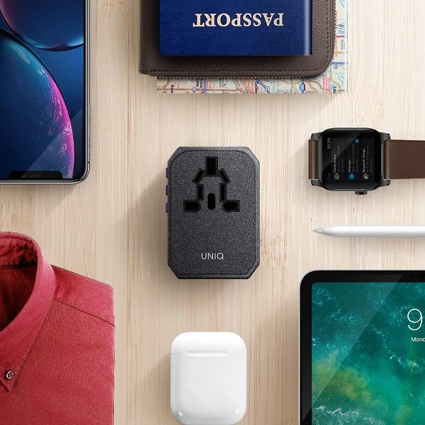 Uniq Voyage LITHOS Collective 33W 2xUSB PD 18W QC 3.0 travel adapter - grayeng