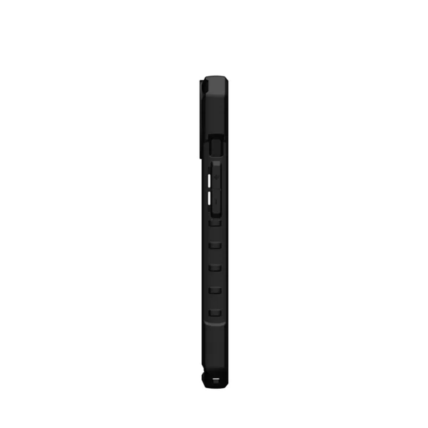 UAG Pathfinder MagSafe case for iPhone 14 Plus - greeneng