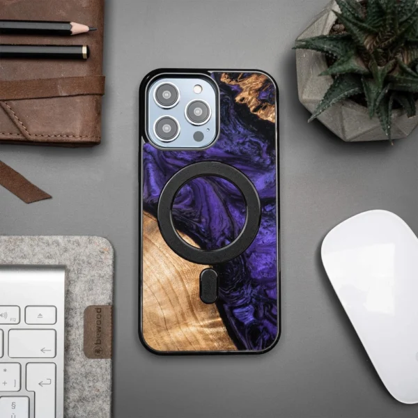 Wood and Resin Case for iPhone 14 Pro Max MagSafe Bewood Unique Violet - Purple and Blackeng