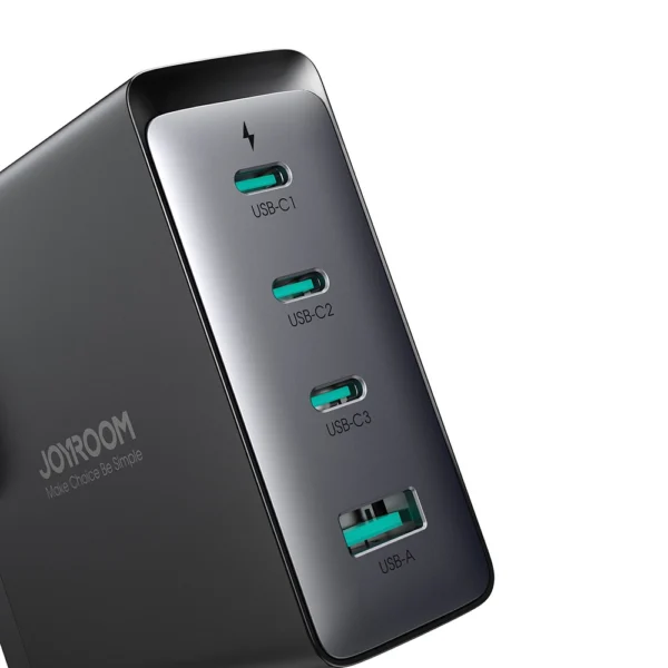 GaN charger UK Joyroom JR-TCG05UK 140W 3x USB-C USB-A + USB-C / USB-C cable 240W 1.2meng