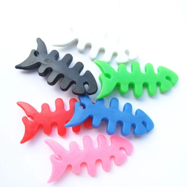 Fish-shaped headphone cable wrap - blueeng