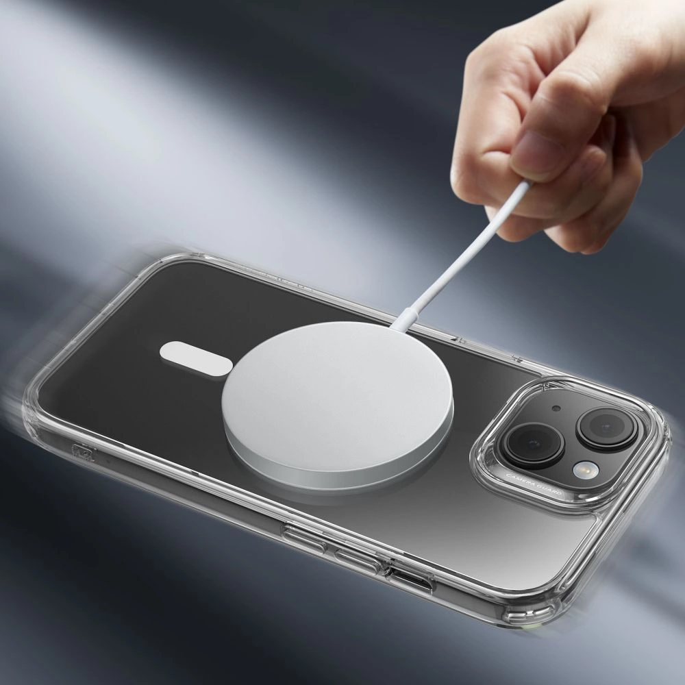 ESR Classic Hybrid Halolock Case with MagSafe for iPhone 15 - Cleareng