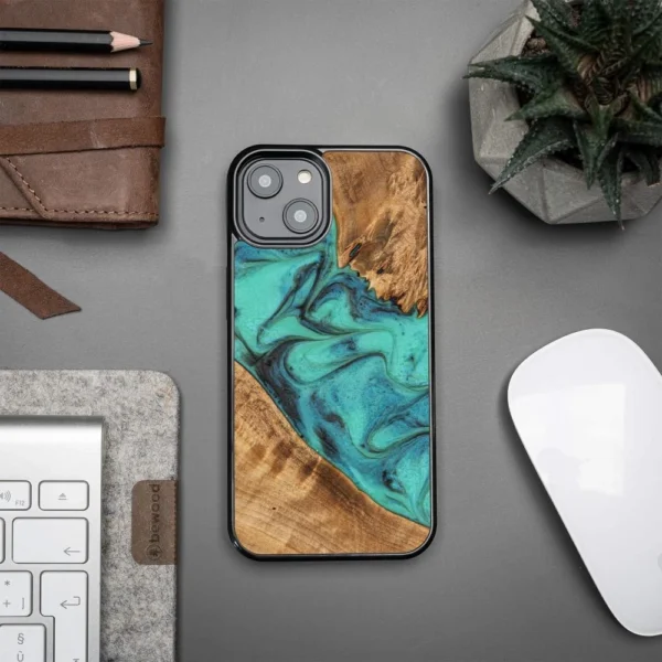 Wood and resin case for iPhone 15 Plus Bewood Unique Turquoise - turquoise and blackeng