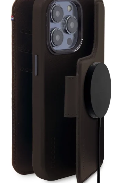 Decoded Detachable Wallet Case Leather with MagSafe with Flip for iPhone 14 Pro Max - Browneng