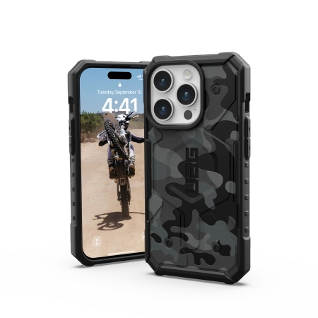 UAG Pathfinder case for iPhone 15 Pro - black camouflageeng