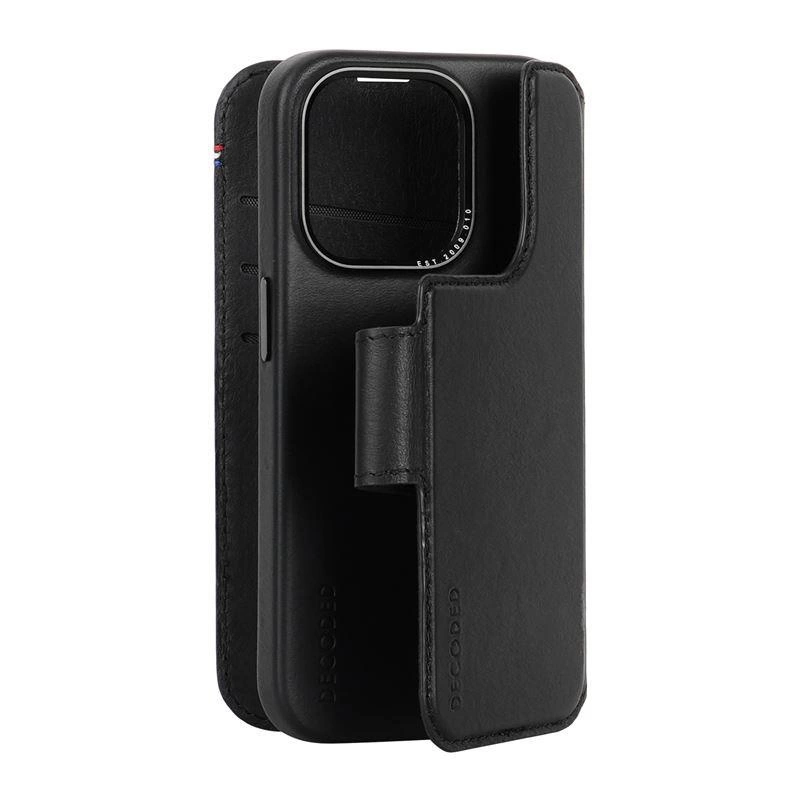 Decoded Detachable Wallet Case Leather with MagSafe for iPhone 15 Pro - Blackeng