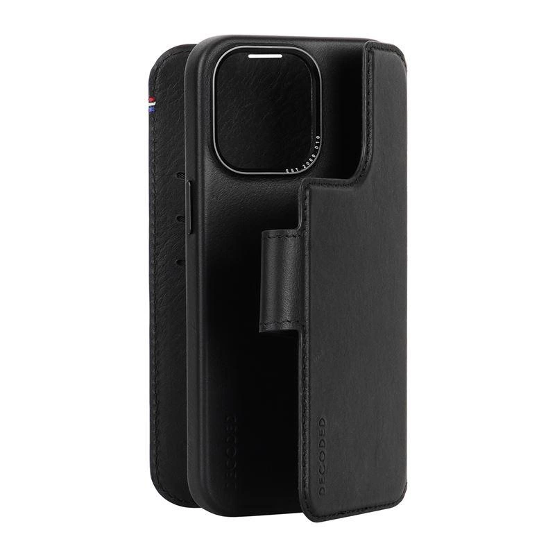 Decoded Detachable Wallet Case Leather with MagSafe for iPhone 15 Pro Max - Blackeng