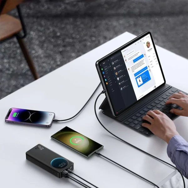 Joyroom JR-PBF03 30W 30000mAh powerbank + USB-A - USB-C cable 0.25m - blackeng