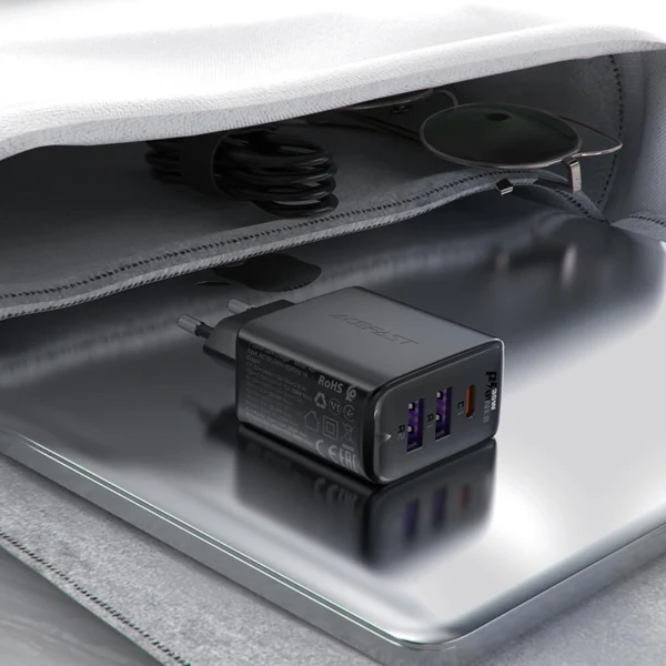 Acefast A57 PD 35W GaN charger 2 x USB-A + USB-C with 3 ports - blackeng