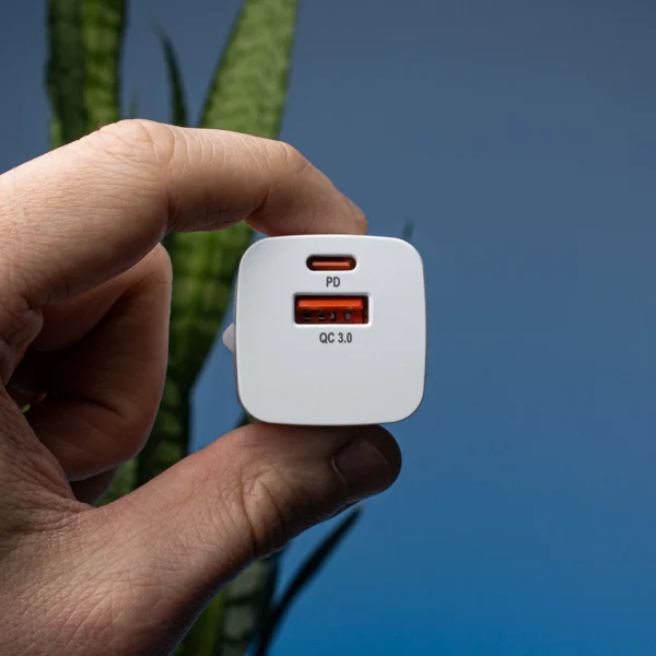 Wozinsky CMWCW 20W USB-C / USB-A wall charger - whiteeng