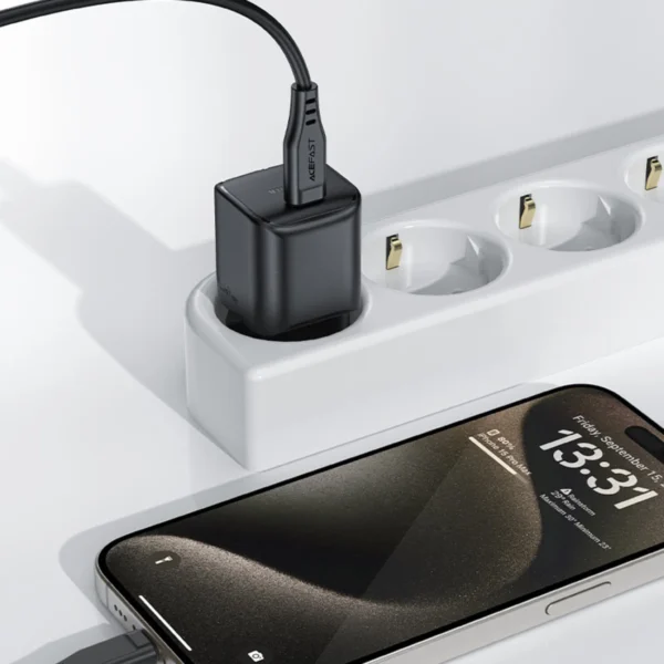 Acefast A73 Mini PD 20W GaN USB-C wall charger - blackeng