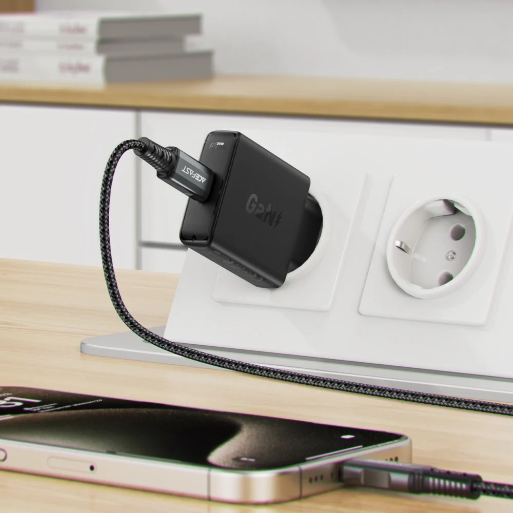 Acefast A65 PD 20W GaN USB-C Ultra Slim Wall Charger - Blackeng