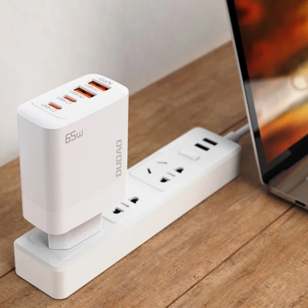 Dudao A65EU GaN network charger 2xUSB-A / 2xUSB-C PD 65W - whiteeng