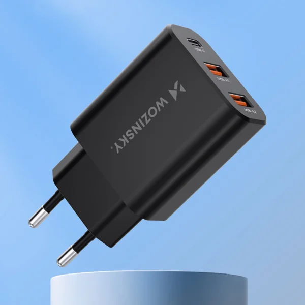 Wozinsky CWCUCB 30W USB-C / 2 x USB-A Wall Charger - Blackeng